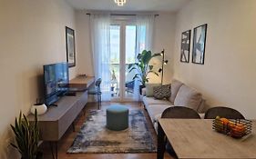 Luxury Apartment Domiel